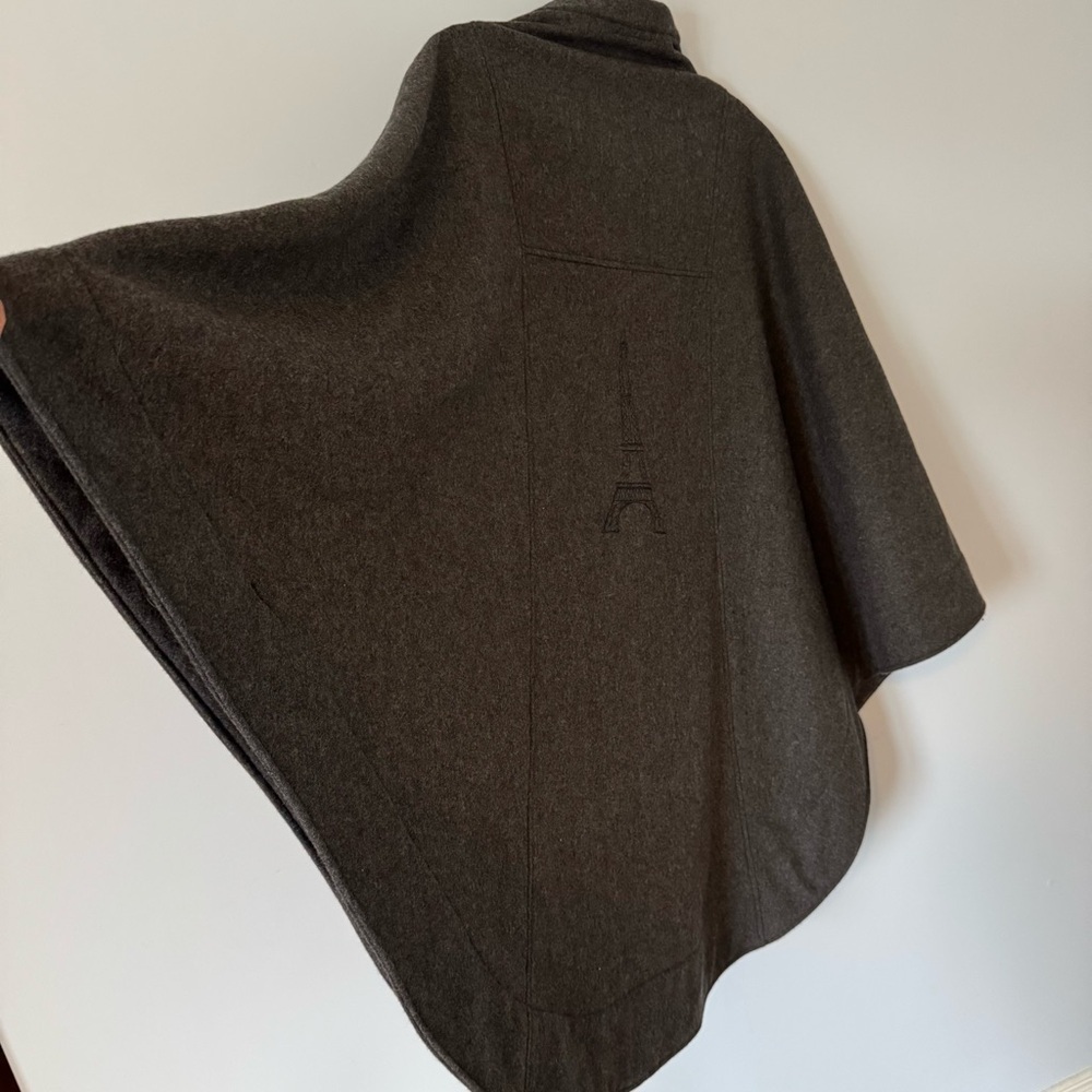 Paris Wool Blend Poncho Cape Coat Large by Suzanne Goudezeune - Picture 7 of 15